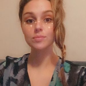 Meet your Posher, Melanie